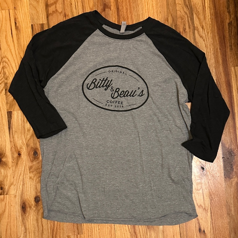 Bitty & Beau’s Gray and Black Raglan Shirt